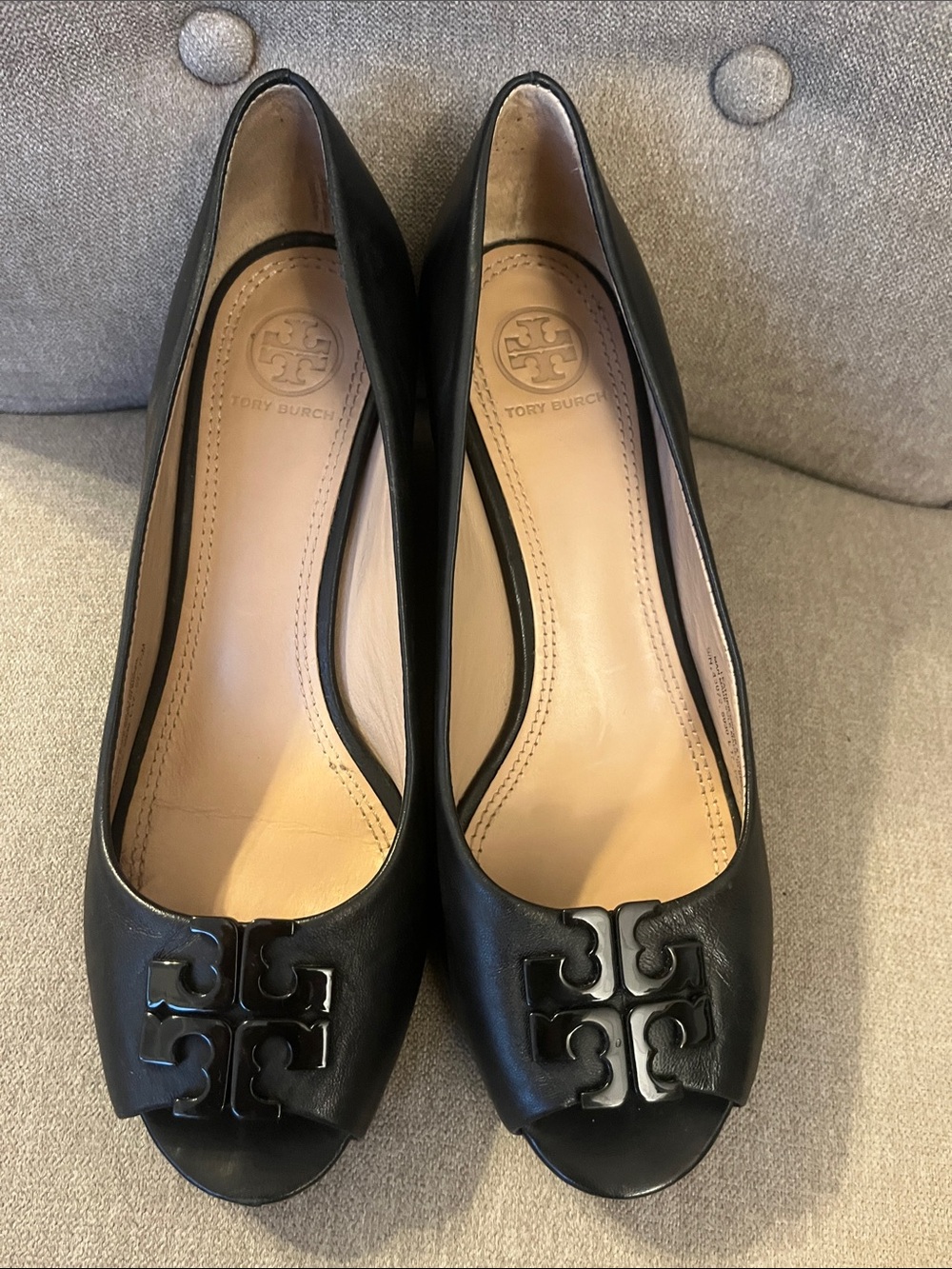 TORY BURCH OPEN TOE BLACK LEATHER SHOES, SIZE 7 1/2